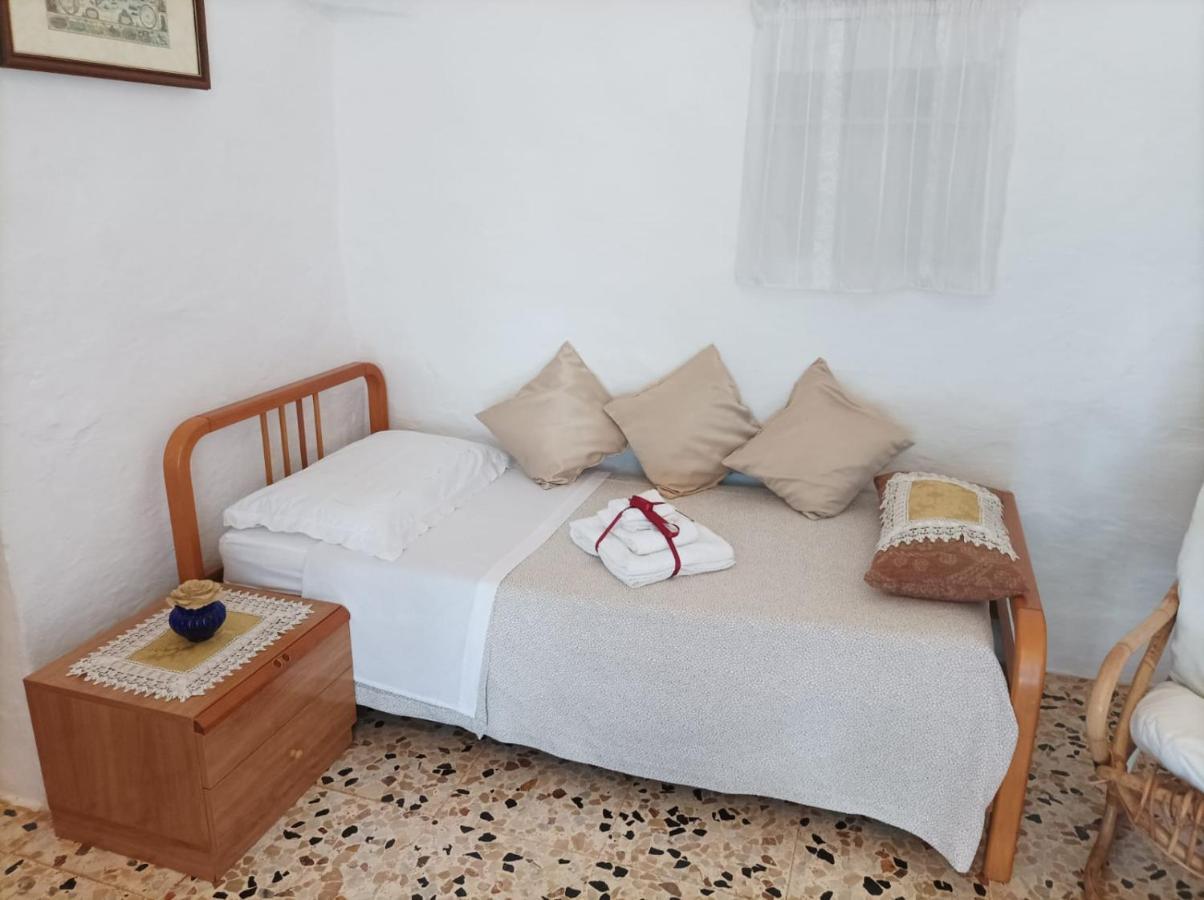 Trullo Libellula Villa เชจลีเมสซาปิกา ภายนอก รูปภาพ